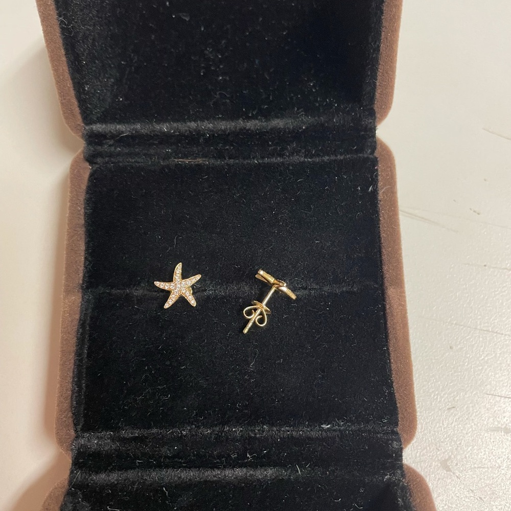 Solid 18k Yellow Gold Diamond Earrings - image 7